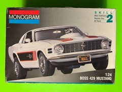 1970S FORD BOSS 429 MUSTANG COUPE MODEL KIT MONOGRAM 1/24 SCALE SKILL 2 LOOK!!
