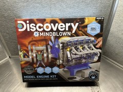 Discovery Model Engine 104pc New