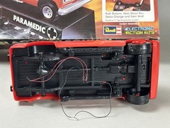 1978 Revell Paramedic Van Electronic Action Kit 1/20 Model H-800 Built Parts IOB