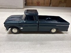 *RARE! 1966 CHEVY C10 PICKUP LONGBOX PROMO MODEL *LIMITED-EDITION Mp2