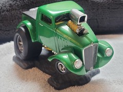 Awewome Built Up “Willy Haulin” Polar Lights Willys Pickup Gasser Model Truck!
