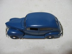 AMT Blue 1939 Ford Tudor Sedan 1/25 Scale Built Model Kit #240