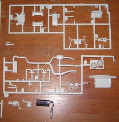 Revell 1998 Pontiac Firebird Ram Air NOS Chassis & Engine Parts Lot 1/25 98