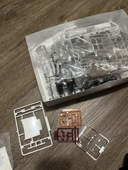 Aoshima 05954 1/24 INITIAL D FUJIWARA TAKUMI AE86 TRUENO (PROJECT-D Ver)