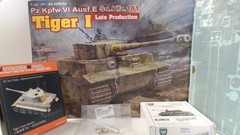 Dragon 6406 1/35 TIGER I Late Prod. w/ Tamiya, Voyager, Fruil & R.B. Detail Sets