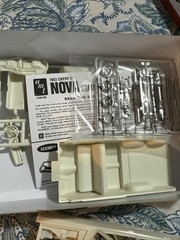 1963 Chevy II Nova Station Wagon 1/25 Scale Model Kit AMT Craftsman Plus Series
