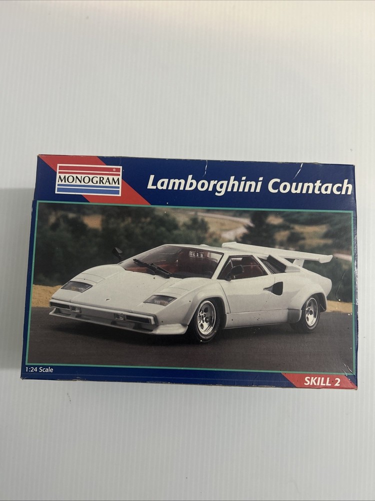 1995 MONOGRAM Lamborghini Countach OPEN BOX 1:24 Model Car Kit 2769