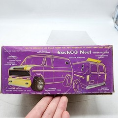 Vintage AMT CuckOO Nest Custom Ford Van 1975-1978 Econoline T420 Model Kit *READ