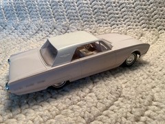 Lot Of 2 Vintage AMT 1/25 Ford Thunderbird Promo Car Models 1962 & 64 Coupes
