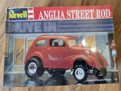 Revell Anglia Street Rod 1:25 Scale Model Kit 85-4169