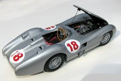 Mercedes Benz Race Racing Car Racer Vintage Le Mans Built Model 24Metal