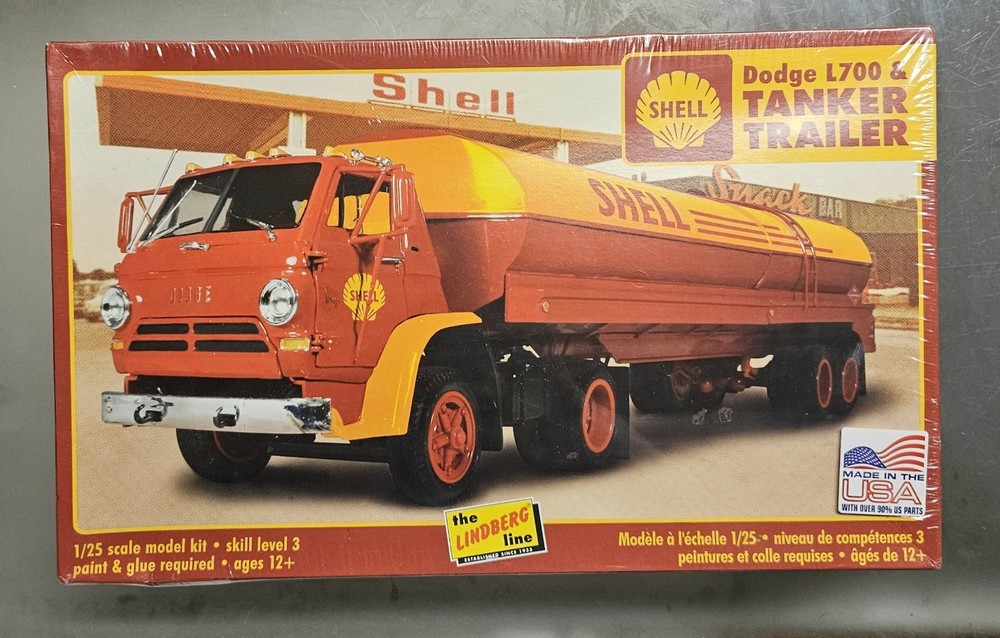 Lindberg Dodge L700 Tractor Shell Oil Tanker Trailer model kit 1/25 L118/06 New