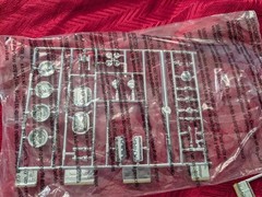 HUGE 1/24 1/25 model car parts junkyard scrap building customizing cleanout lot