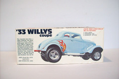 Vintage amt ’33 WILLYS Gasser Drag Car, Untouched, Missing 2 parts, 1/25, 1987!