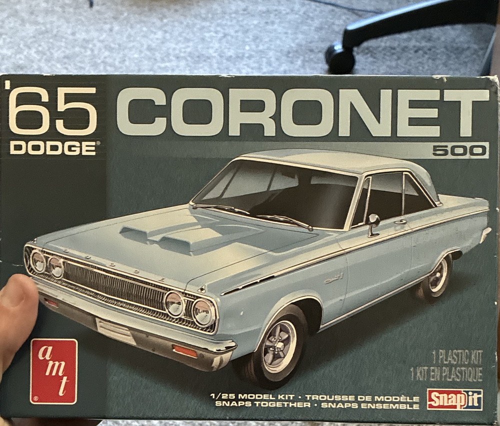 AMT SnapTite 1:25 1965 Dodge Coronet 500 Model Kit, 5 Colors, Decals