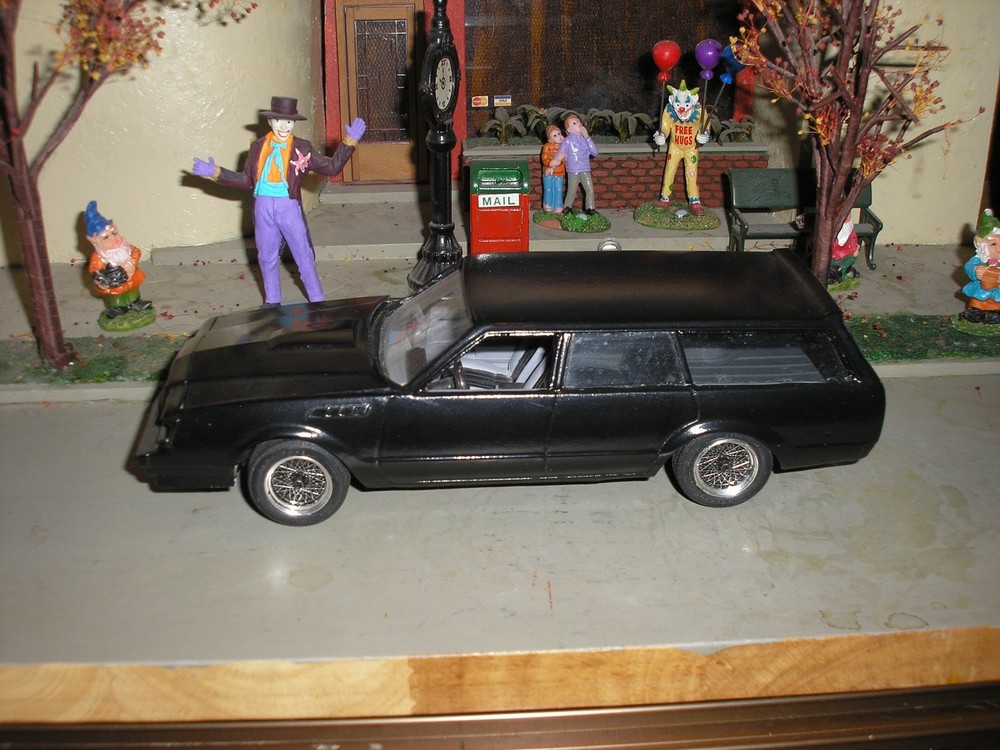 CUSTOM 1/25 1/24 ADULT BUILT Resin Buick Regal Grand Wagon National GNX Free SH