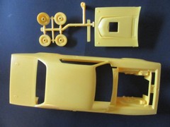 REVELL ’71 PLYMOUTH GTX MODEL KIT #7608