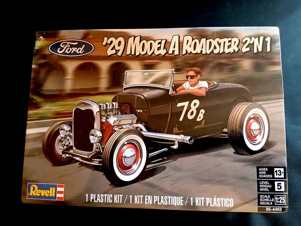 Model Kit 1929 Ford Model “A” Roadster 2n1 Kit 1:25 Skill Level 5