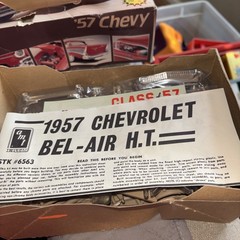 AMT ERTL Vintage ’57 CHEVY BEL AIR HARDTOP 1:25 Scale Model Kit. AMT# 6563 #718