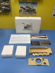 Rare Armo Jadar ModelNbFz) Tracked Resin Model Kit 35026 Scale 1/35