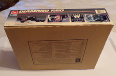 LOOK AMT / ERTL DIAMOND REO SCALE 1/25 MODEL KIT OPEN BOX