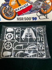 Tamiya 1/12 Honda Repsol NSR500 ’99 – 2 (14077) Brand new