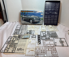 1988 Fujimi Porsche 356B 1600S Roadster 29 Model Car Plastic Kit Parts Only