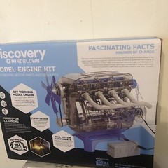 Discovery Mindblown Model Engine Build Kit STEM Moving Parts LED Lights