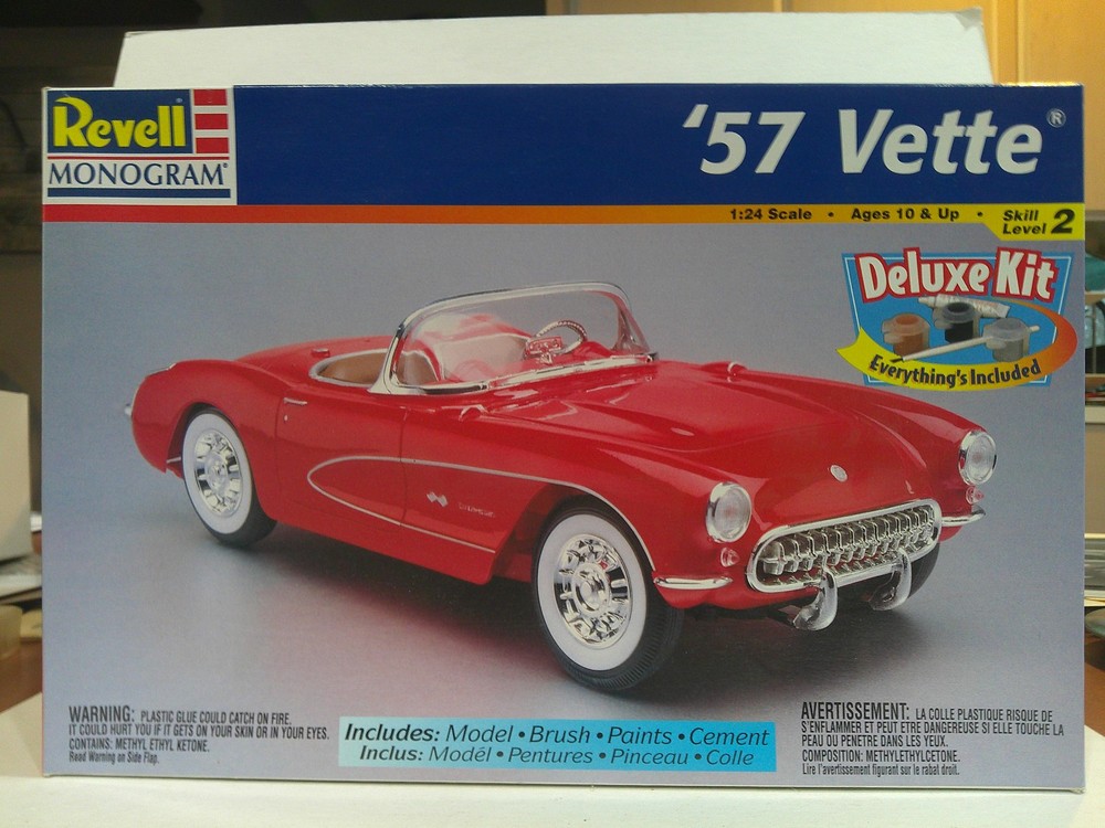 Revell ’57 Vette (1957 Corvette) model kit #85-6669 1/24 Scale Opened Complete