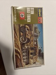 Hasegawa Mini Box 11 8Ton Half Track Model Kit 1/72 Scale German Army