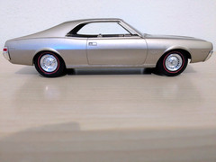 *RARE COLOR! *ORIGINAL VINTAGE 1968 AMC JAVELIN SST PROMO MODEL CAR *SUPER C@@L!