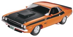 Revell 1/24 Scale 1970 Challenger 2-n-1 Plastic Model Kit RMX852596