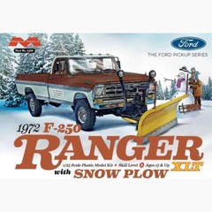 Moebius Models 2568 1/25 1972 Ford F-250 4×4 Pick-up Truck with Snow Plow Skill