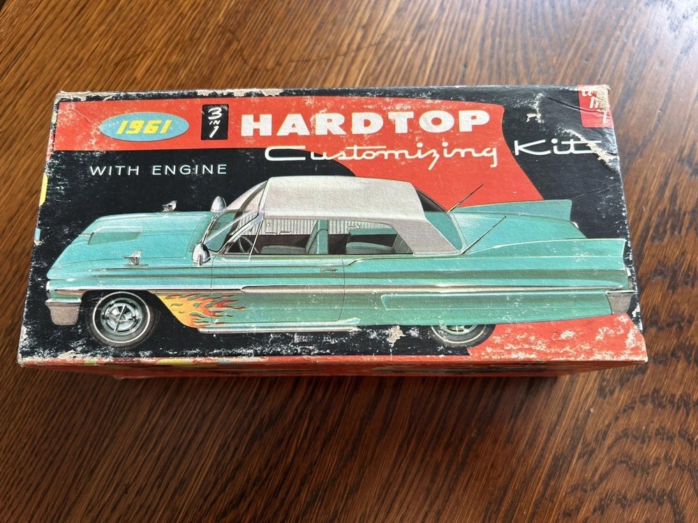 AMT 1961 Pontiac Bonneville HT Model Car Kit Box & Parts Only Read