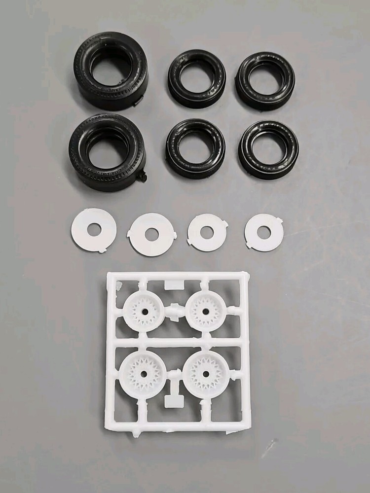 Monogram 1/24 1979 PONTIAC FIREBIRD STREET MACHINE WHEELS AND TIRES