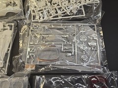 AMT, Retro Deluxe, ’62 Ford Thunderbird, 2n1, 1/25 scale !!Sealed Inside!!