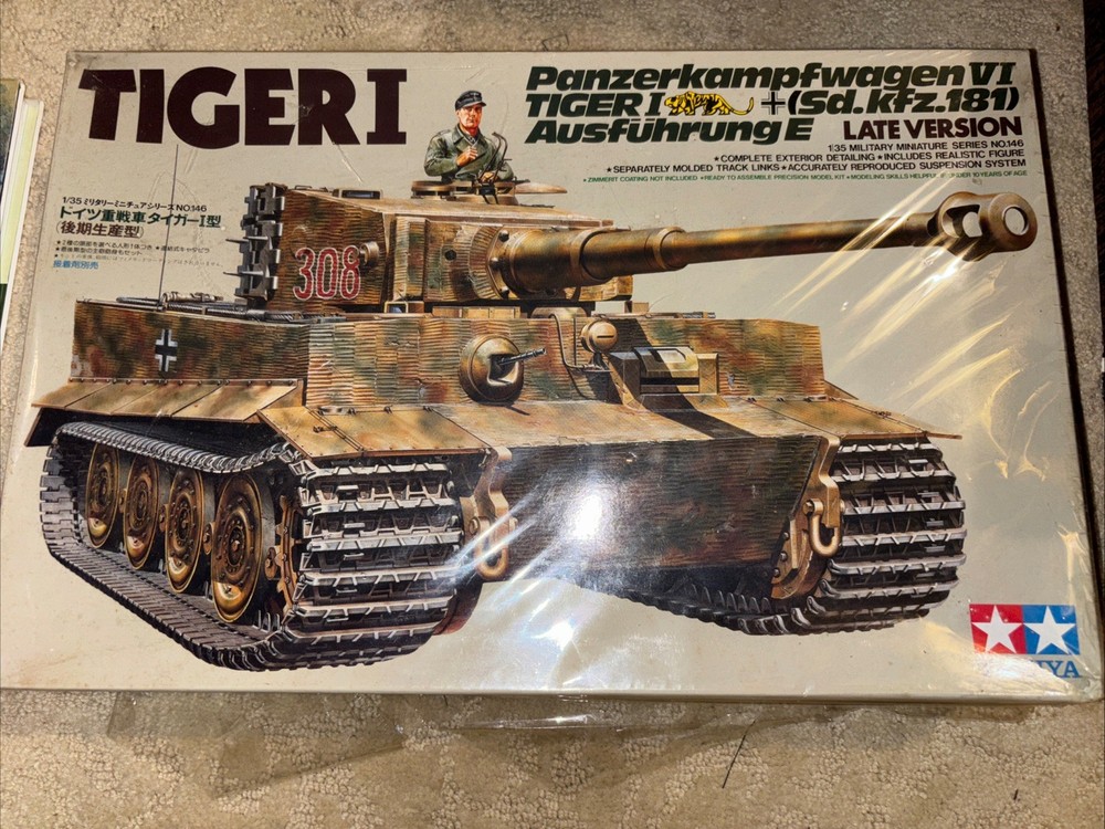 TAMIYA 1:35 TIGER I PANZER VI Ausfuhrung E LATE VERSION MODEL KIT #35146 SEALED