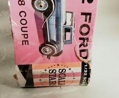 AMT Scale Stars 1932 ’32 Ford V-8 Coupe 1/32 Scale Model Kit AMT1181/12