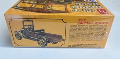 AMT 1/25 Scale Unbuilt Kit AMT1237/12 – 1923 Ford Model T Depot Hack Sealed