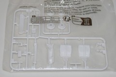 AMT 2021 DODGE CHARGER R/T #1323M/12 ⭐PARTS⭐ CONSOLE+SEAT BACKS+MORE 1:25