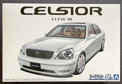 Aoshima 1/24 TOYOTA CELSIOR 2000 LEXUS LS 400 UCF30 Plastic Model Kit