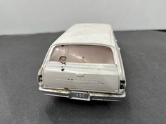 C18 AMT 1964 Chevy Chevelle Station Wagon built 1/25 vintage ANNUAL model McM