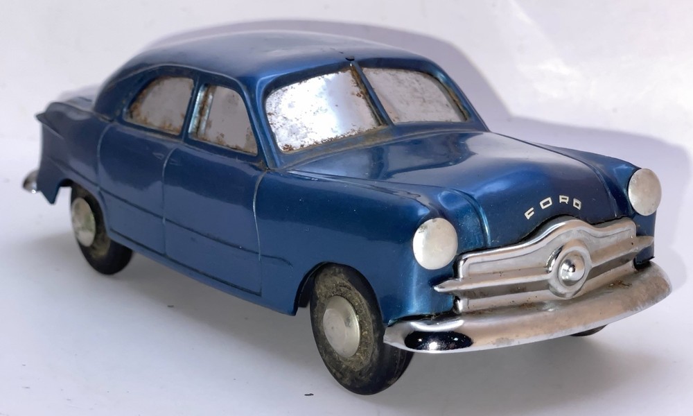 ERROR AMT 1949 Ford Custom Sedan 1/25 Wind-up Promo BAYVIEW BLUE POLY w/SWIRLS