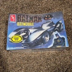 Batman Batmobile 1/25 Model Kit Brand New 6877-10E0 Sealed Vintage 1989 AMT ERTL