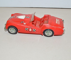 Vintage HUBLEY 1956 TRIUMPH TR-3 ROADSTER Plastic 1/25 Scale Model Car