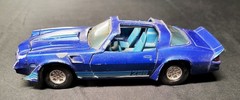 Ertl 1979 Chevrolet Blue Z28 Camaro Bonus T-Top 1/25 Scale Diecast Muscle Car