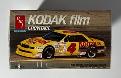AMT/ERTL #6727 1/25 Scale Ernie Irvan Kodak Film #4 Chevy Lumina 1990 – SEALED