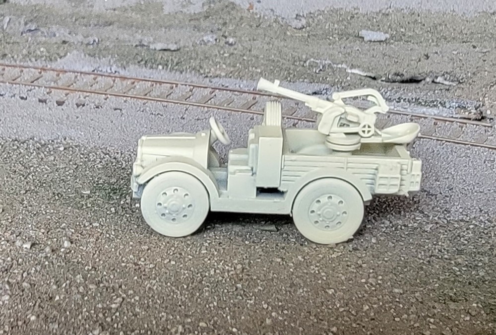 One 1/87 HO scale WW2 Italian AS 37 light truck w/20mm Breda AA gun, desert sand