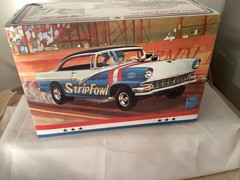 Model King ‘56 Ford Victoria Hardtop Strip Fowl 1:25 Model Car Kit New Sealed.