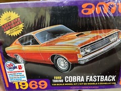 AMT 1217 1969 Ford Torino Cobra 3n1 KIT 1/25 MODEL CAR MOUNTAIN FS